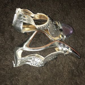 Antonio Melani heels